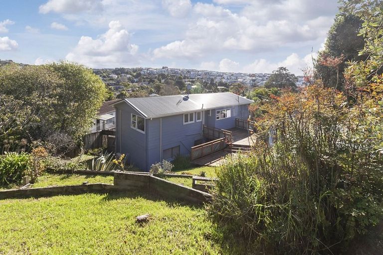 Photo of property in 30 Manuwai Road, Torbay, Auckland, 0630