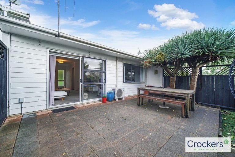 Photo of property in 5/103 Seymour Road, Sunnyvale, Auckland, 0612