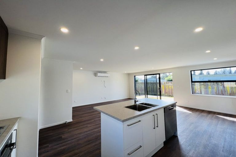 Photo of property in 1/29 Willis Street, Bader, Hamilton, 3206