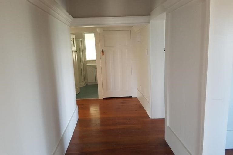 Photo of property in 11 Trosk Place, Waiuku, 2123