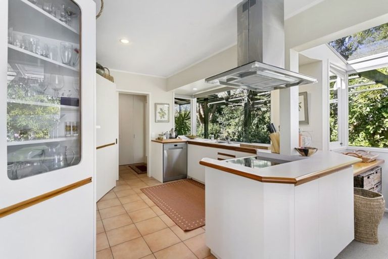 Photo of property in 31 Chesham Avenue, Waipahihi, Taupo, 3330