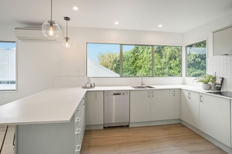 Photo of property in 2/27 Woodlau Rise, Huntsbury, Christchurch, 8022