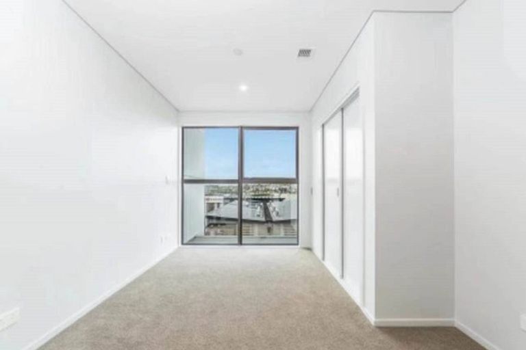 Photo of property in 322/3 Kaipiho Lane, Albany, Auckland, 0632