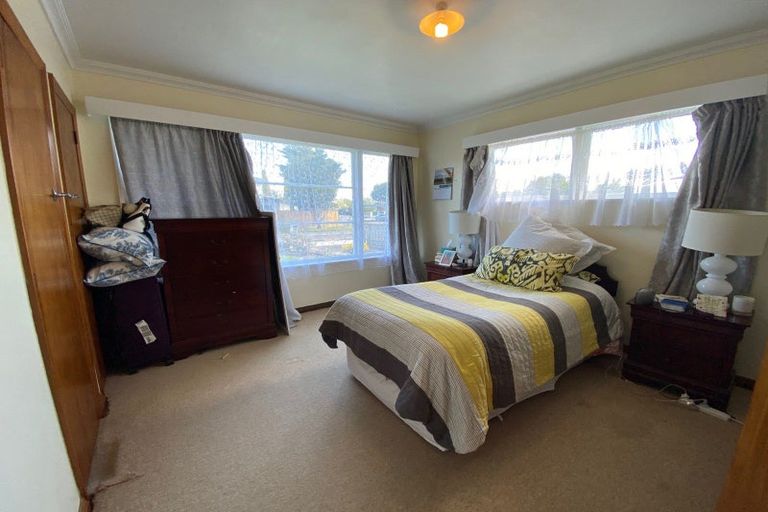 Photo of property in 23 Stirling Crescent, Hokowhitu, Palmerston North, 4410