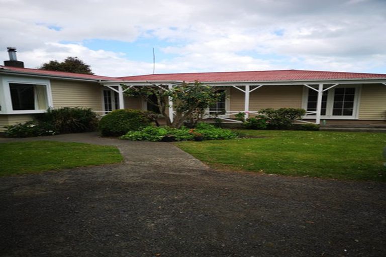 Photo of property in 2a Gebbie Road, Taradale, Napier, 4112