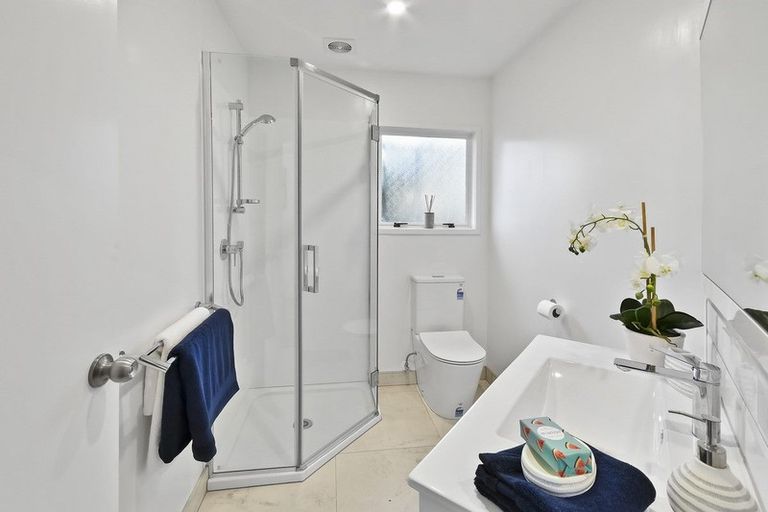 Photo of property in 1 Tremen Place, Pukekohe, 2120