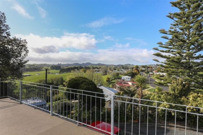 Photo of property in 86 Russell Road, Huntly, 3700