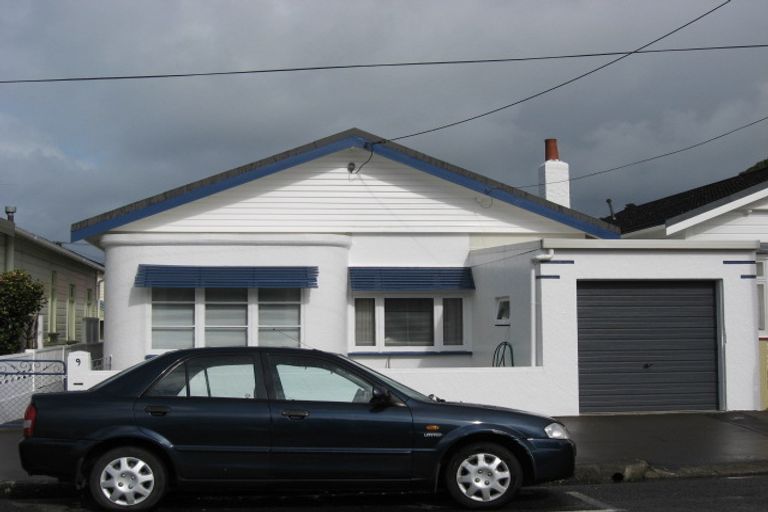 Photo of property in 9 Cruickshank Street, Kilbirnie, Wellington, 6022