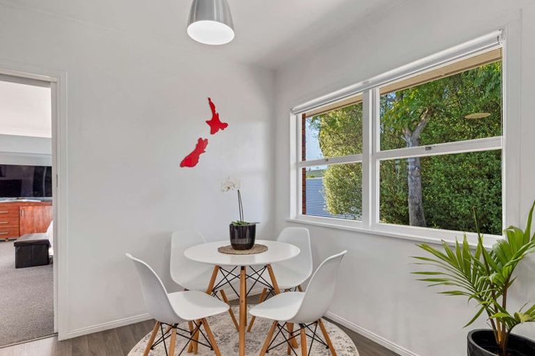 Photo of property in 5 Snell Avenue, Papakura, 2110