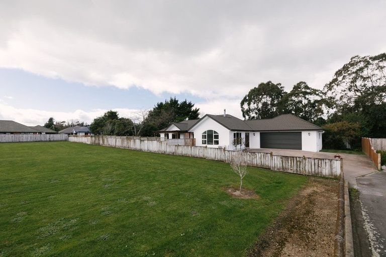 Photo of property in 39 Parnell Heights Drive, Kelvin Grove, Palmerston North, 4414