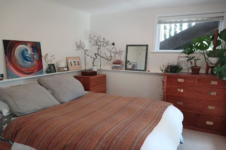 Photo of property in 22 Grass Street, Roseneath, Wellington, 6011