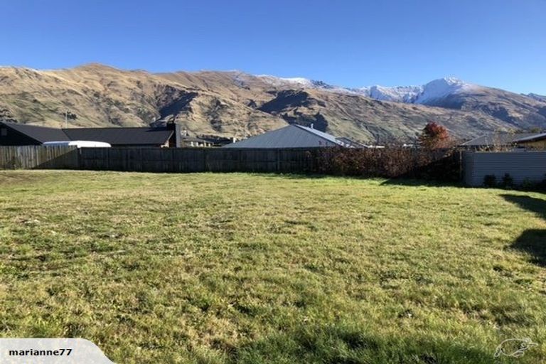 Photo of property in 4 Alpha Close, Wanaka, 9305