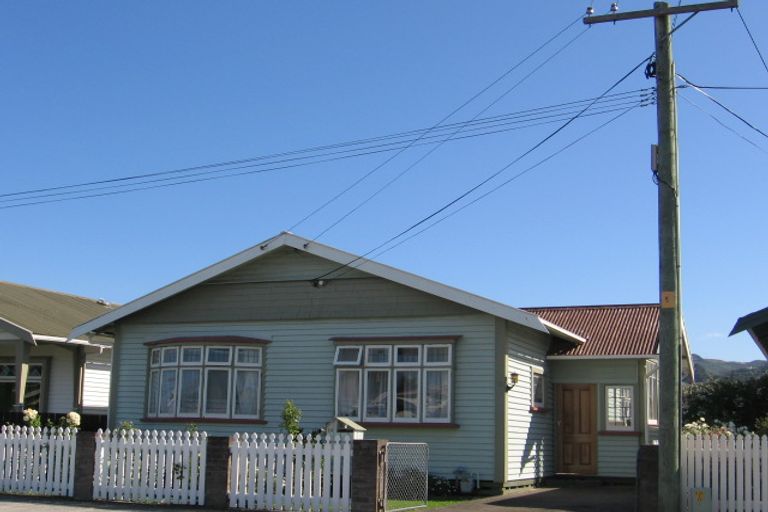 Photo of property in 19 Ava Street, Petone, Lower Hutt, 5012
