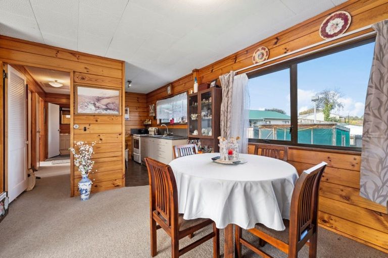 Photo of property in 3b Jet Place, Pukehangi, Rotorua, 3015