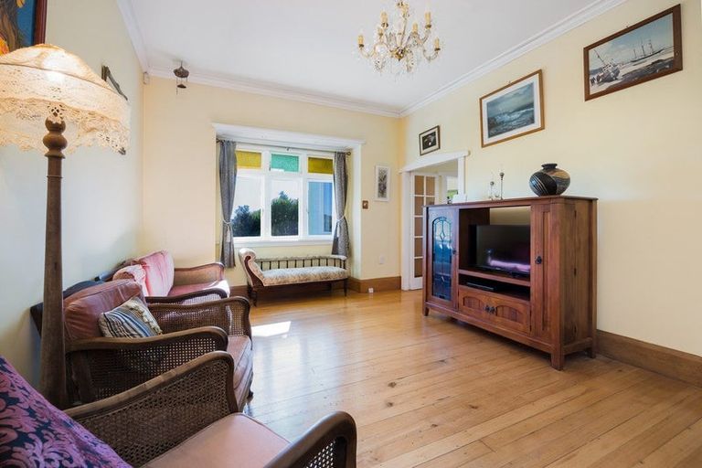 Photo of property in 111 Harataua Road, Port Albert, Wellsford, 0973