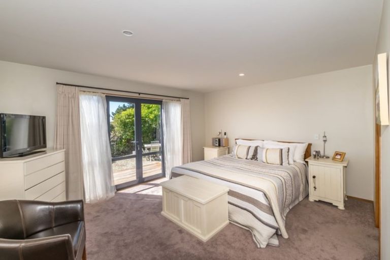 Photo of property in 127 Park Terrace, Waikuku Beach, 7473