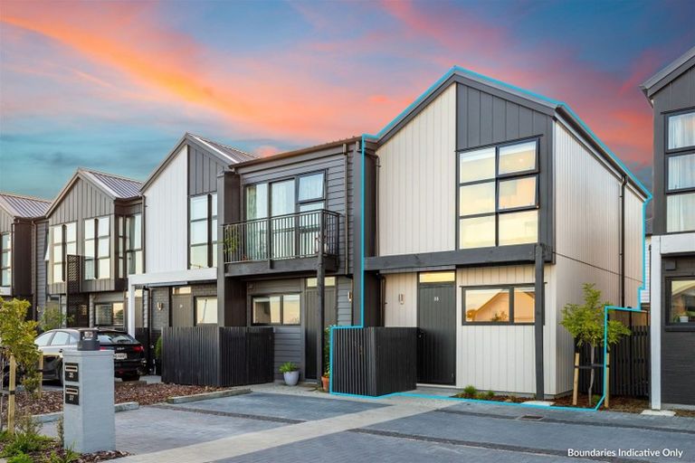 Photo of property in 35 Treloar Crescent, Hobsonville, Auckland, 0616