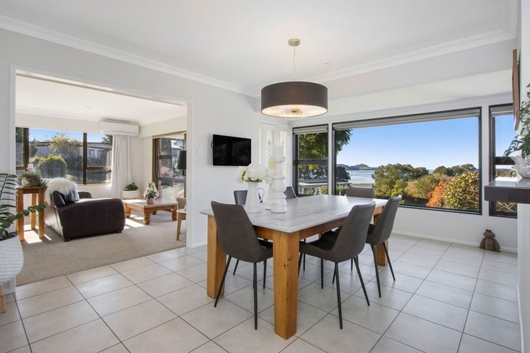 Photo of property in 12 Giles Way, Tanners Point, Katikati, 3177