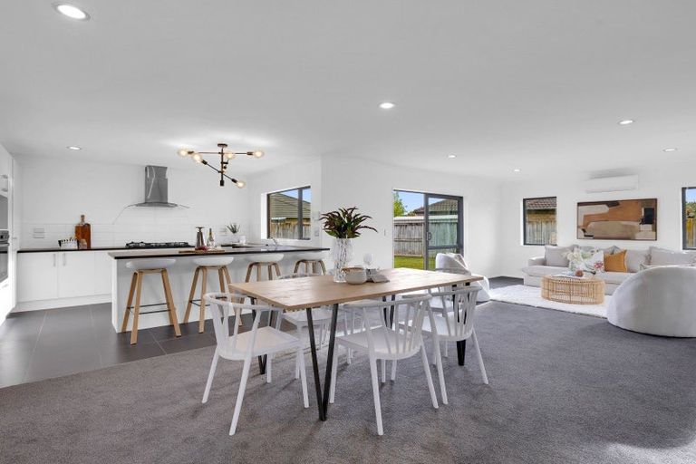 Photo of property in 11 Wessex Place, Rototuna North, Hamilton, 3210