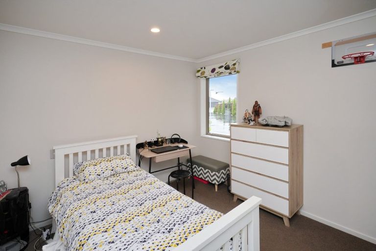 Photo of property in 13 Wootton Place, Kaiapoi, 7630