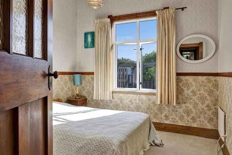 Photo of property in 8 Lincoln Street, Patea, 4520