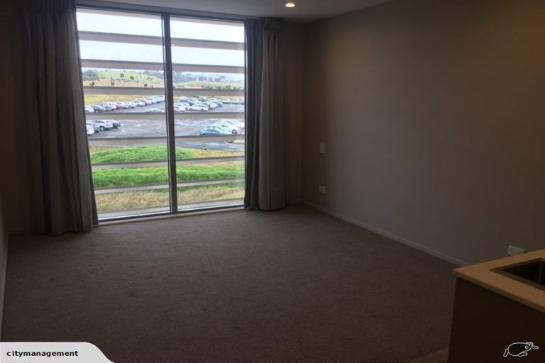Photo of property in 102/7 Kaipiho Lane, Albany, Auckland, 0632