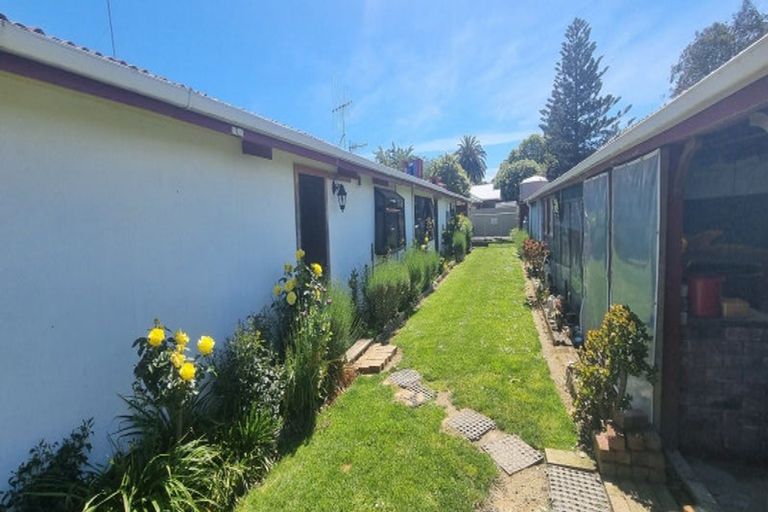Photo of property in 3a Mcleavey Road, Ohau, Levin, 5570