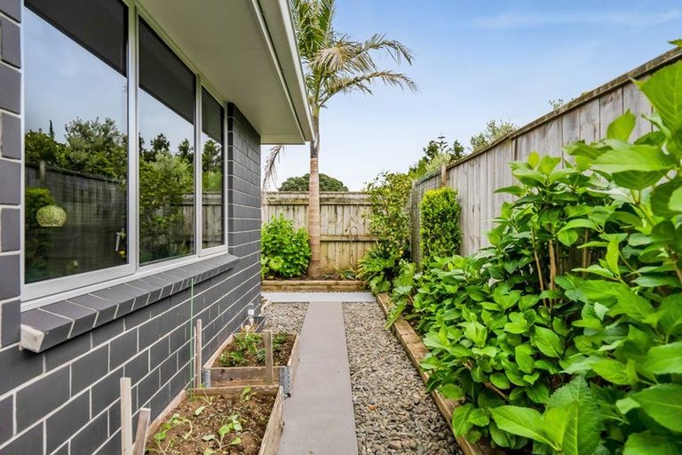 Photo of property in 15 Keene Drive, Bell Block, New Plymouth, 4312