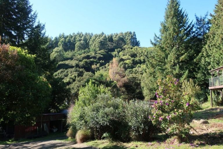 Photo of property in 102 Reynolds Valley Road, Okuti Valley, Little River, 7591