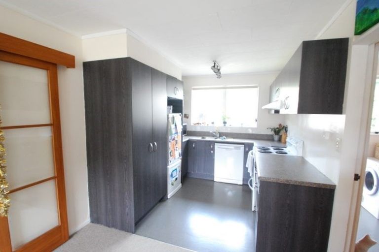 Photo of property in 65 Hathaway Avenue, Karori, Wellington, 6012