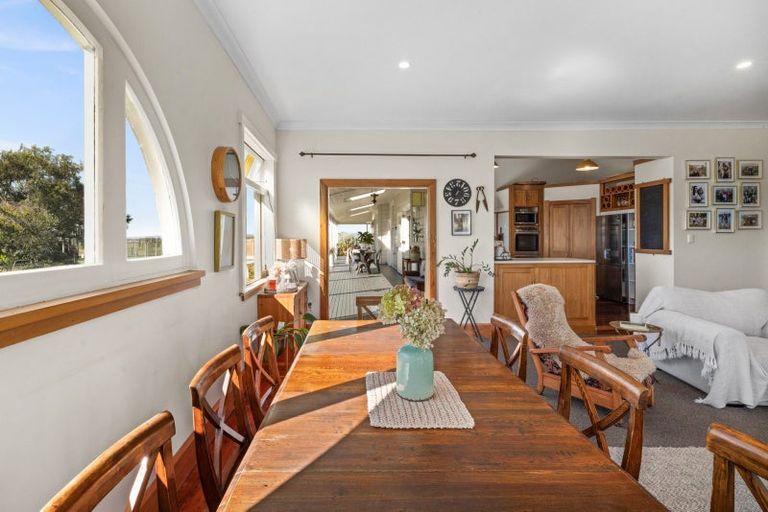 Photo of property in 20 Wheatley Road, Waiohiki, Napier, 4183
