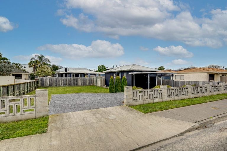 Photo of property in 10a Lucknow Road, Havelock North, 4130
