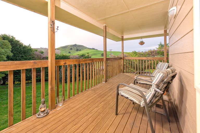 Photo of property in 220 Goodwin Road, Aka Aka, Waiuku, 2682