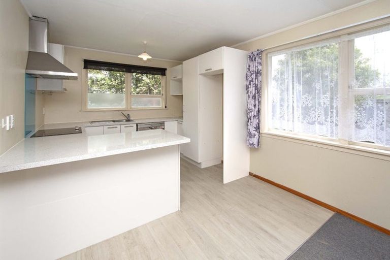 Photo of property in 6a Meldrum Place, Bishopdale, Christchurch, 8051