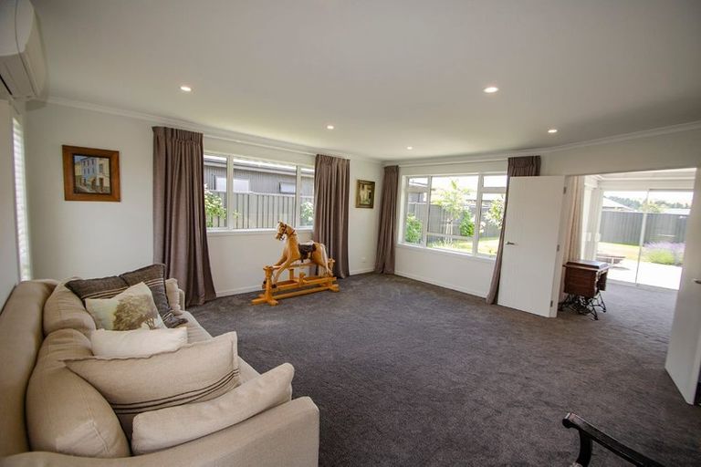 Photo of property in 10 Phoenix Place, Cromwell, 9310