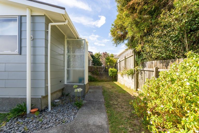 Photo of property in 61 Cunliffe Street, Churton Park, Wellington, 6037
