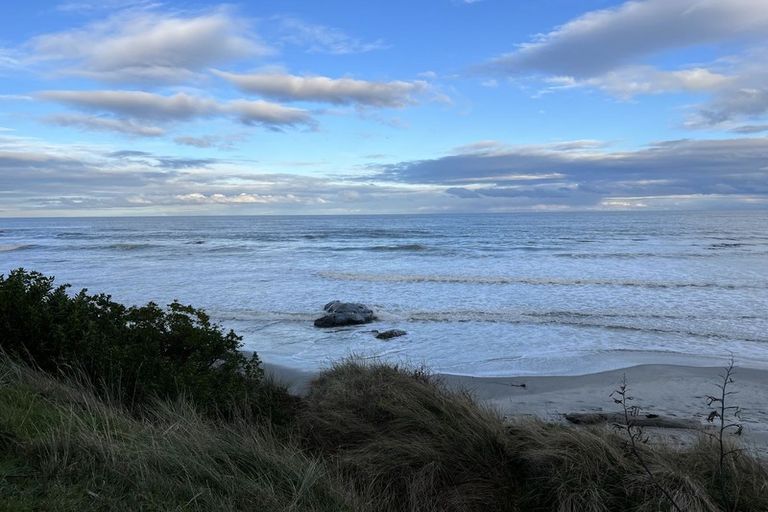 Photo of property in 1084a Brighton Road, Brighton, Dunedin, 9035