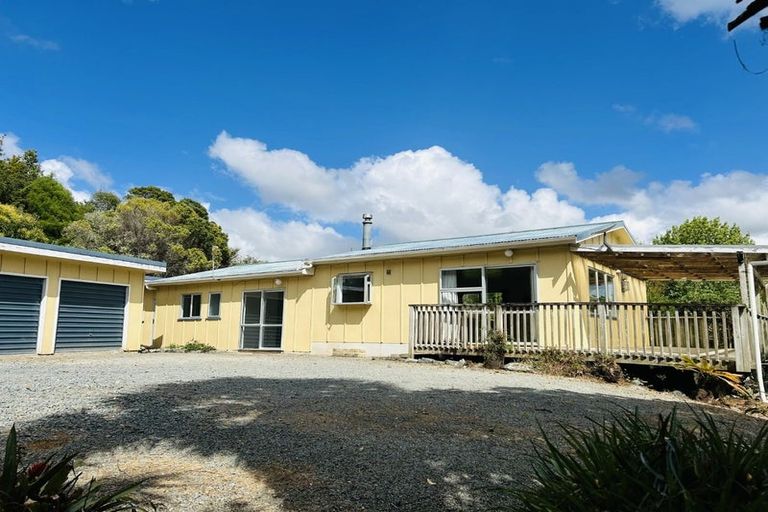 Photo of property in 39b Petley Road, Paparoa, 0571