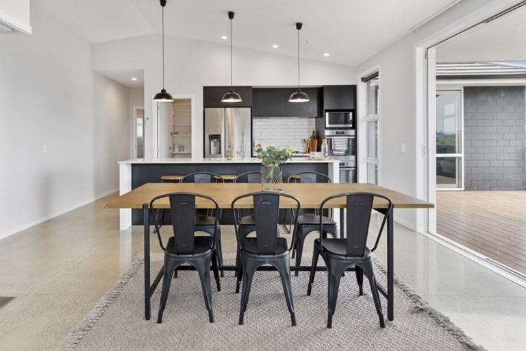 Photo of property in 49 Hastings Road, Pyes Pa, Tauranga, 3112