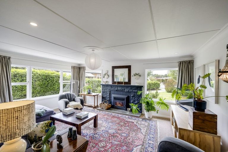 Photo of property in 32 Alamein Crescent, Onekawa, Napier, 4110