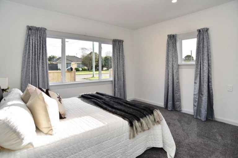 Photo of property in 38 Mcgregors Road, Bromley, Christchurch, 8062