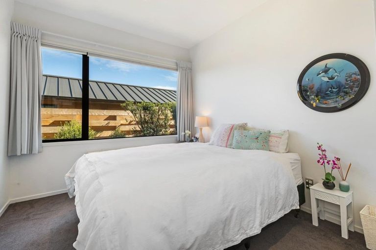 Photo of property in 8 Bretby Court, Jacks Point, Queenstown, 9371