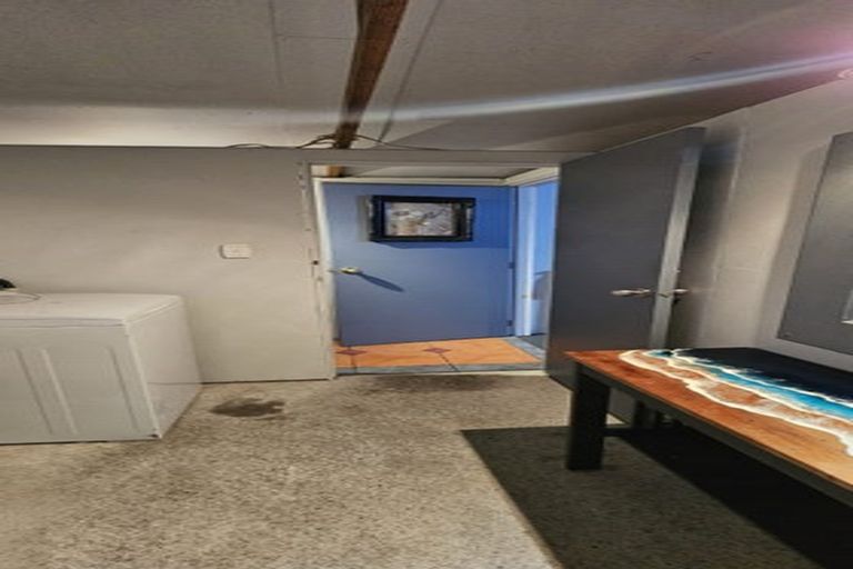 Photo of property in 31 Ruapehu Street, Castlecliff, Whanganui, 4501