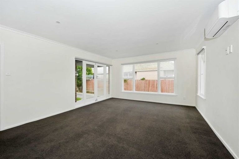 Photo of property in 42 Carruthers Street, Ilam, Christchurch, 8041