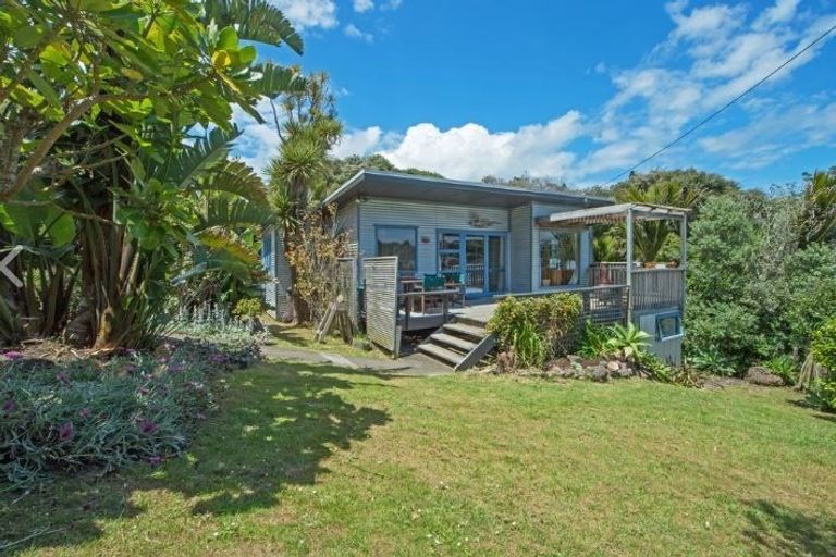 Photo of property in 32 Victoria Road North, Papatoetoe, Auckland, 2025
