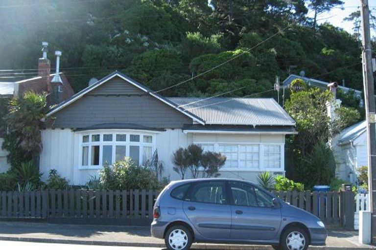 Photo of property in 219 Marine Parade, Seatoun, Wellington, 6022