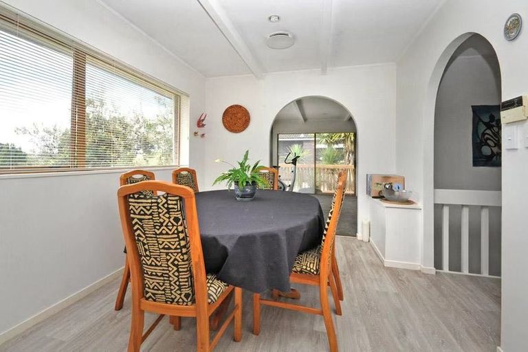 Photo of property in 3 Kegworth Place, Browns Bay, Auckland, 0630