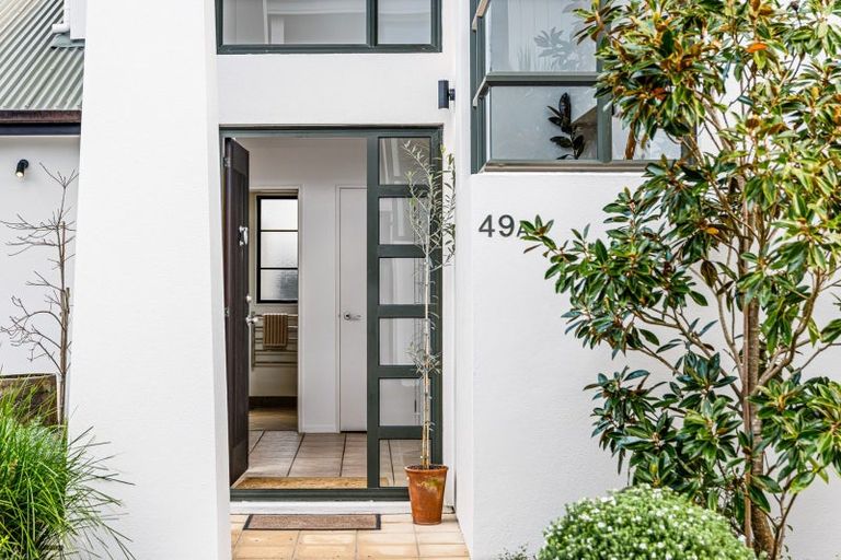 Photo of property in 49a Dignan Street, Point Chevalier, Auckland, 1022