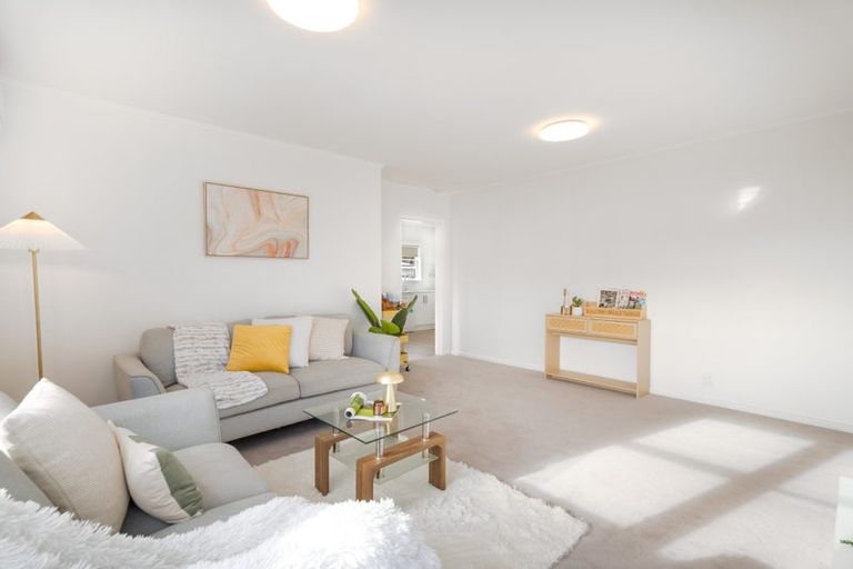 Photo of property in 1/954 High Street, Avalon, Lower Hutt, 5011