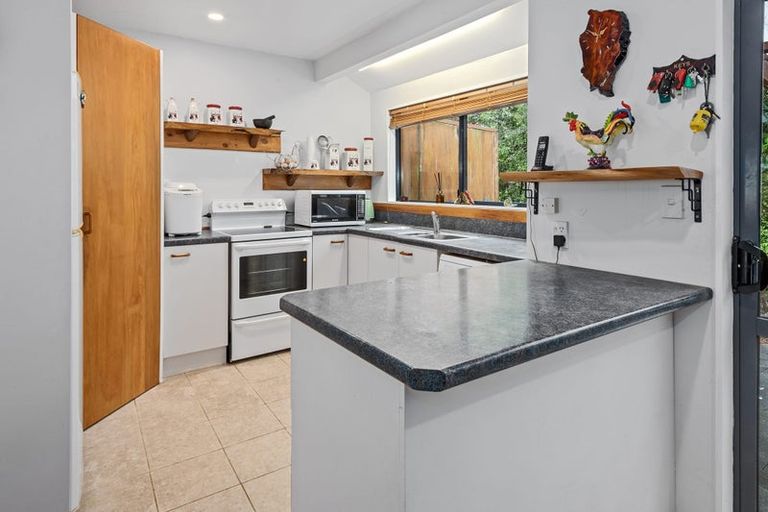 Photo of property in 9 Bickerstaffe Road, Maungaturoto, 0520